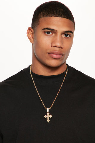Keep It Real Cross Pendant Chain Necklace - Gold